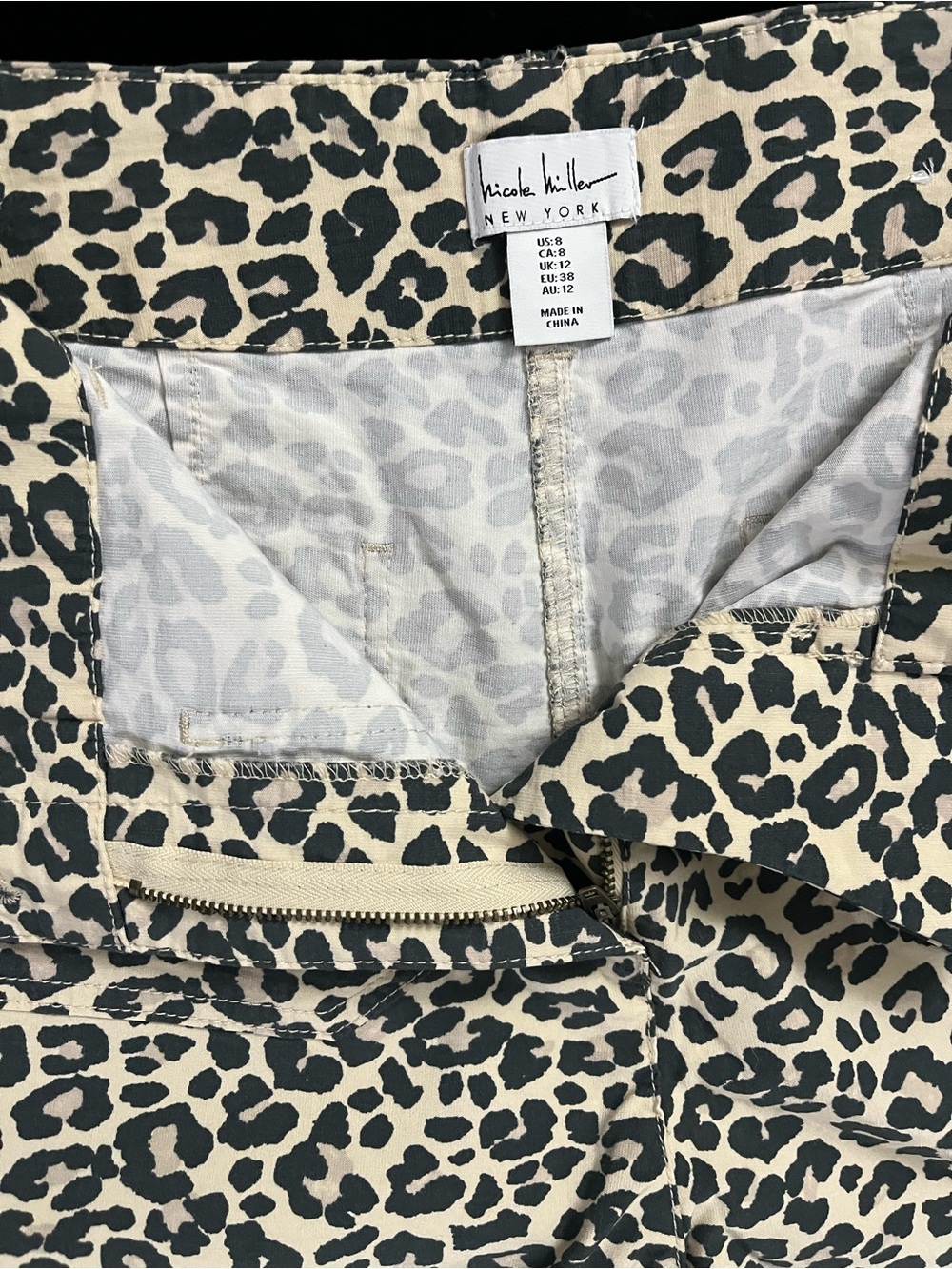 Nicole Miller Leopard Print Wide Leg Cropped Pants - Size 8 - Picture 5 of 8
